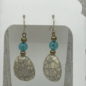 Elegant turquoise and crackled white dangle earrings